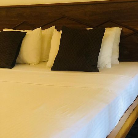 בלהולויה Landa Holiday House מראה חיצוני תמונה