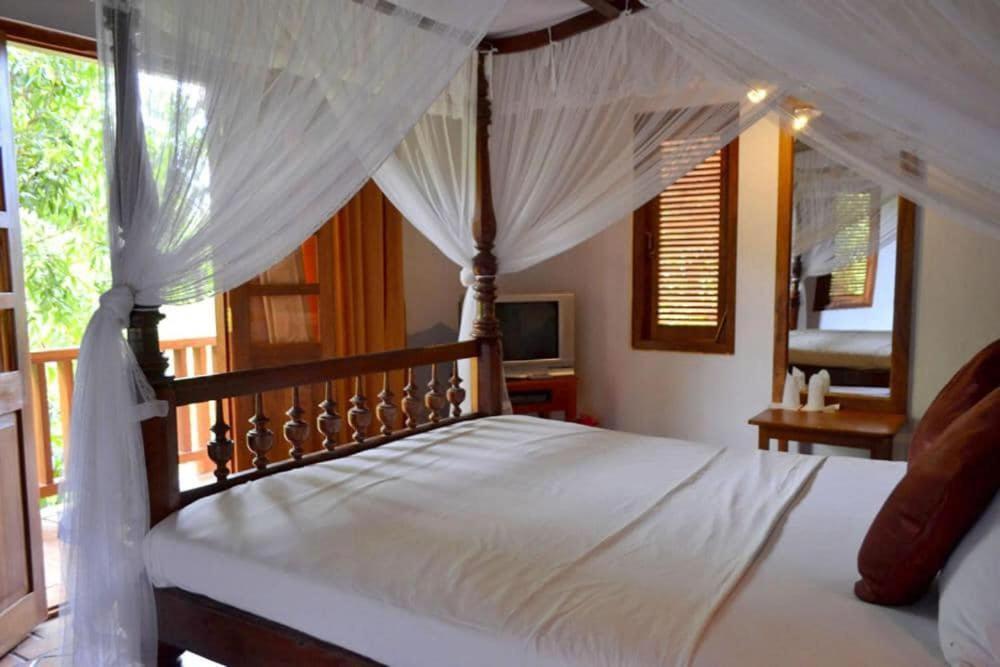 בלהולויה Landa Holiday House מראה חיצוני תמונה